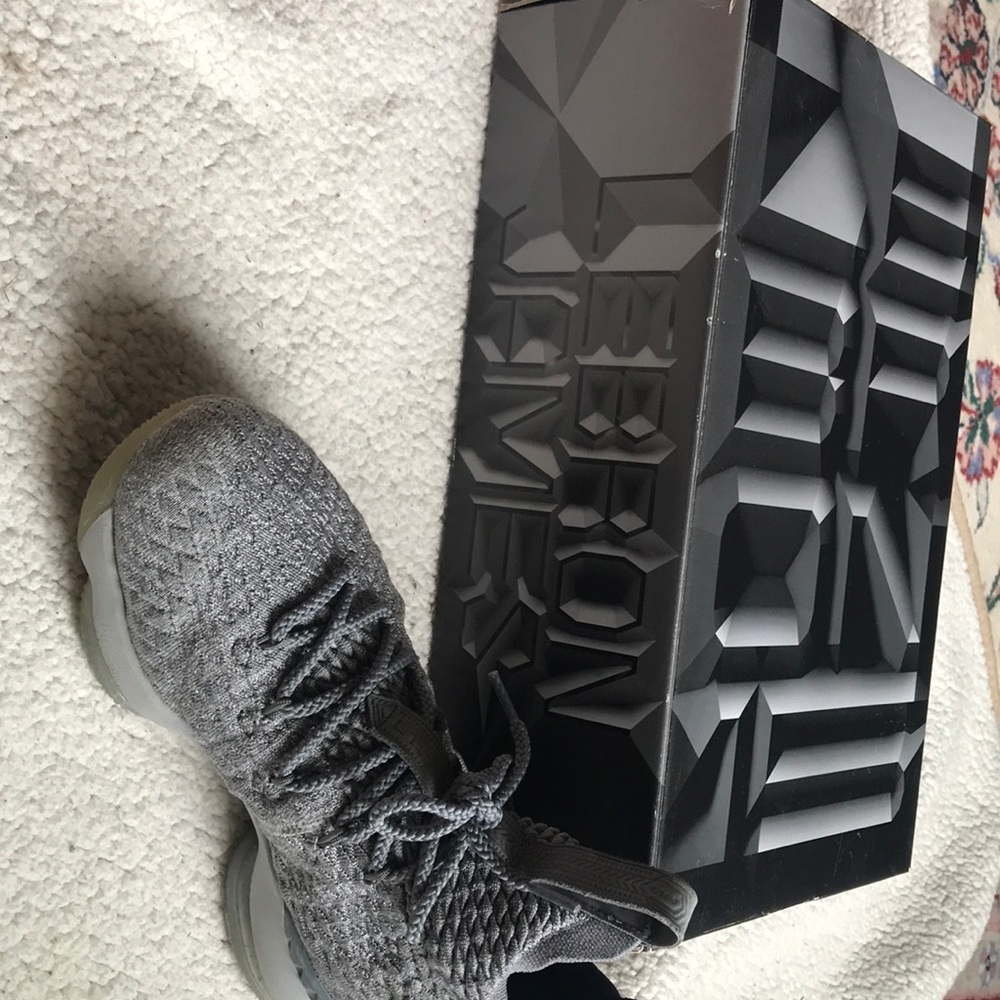 Lebron James Basketball sneakers